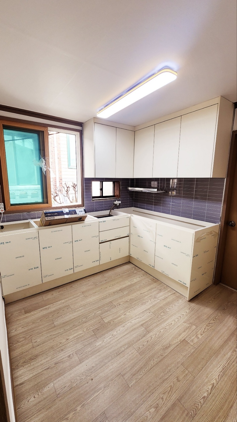 /user/d/daehanfurniture/editor/2411/75540a087485ca0d86381e47a04b71f8_1731233757_5014.jpg 이미지크게보기