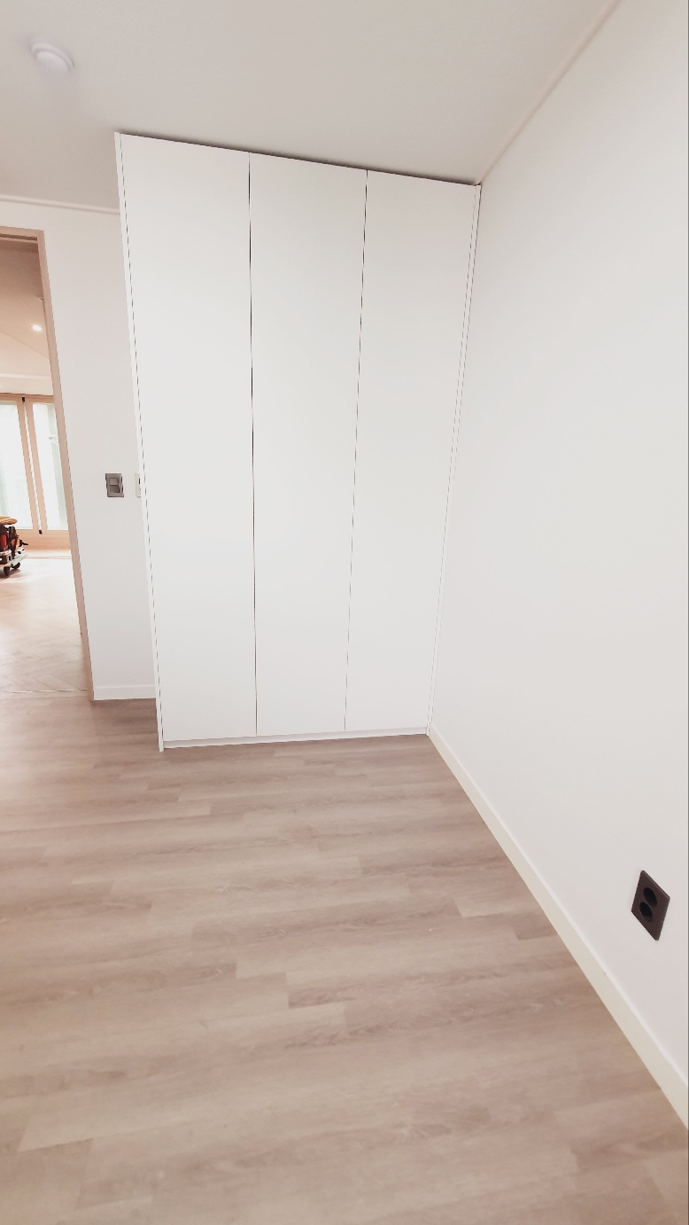 /user/d/daehanfurniture/editor/2504/024f611118dcc4a329c24808e83f161d_1743939653_0493.jpg 이미지크게보기