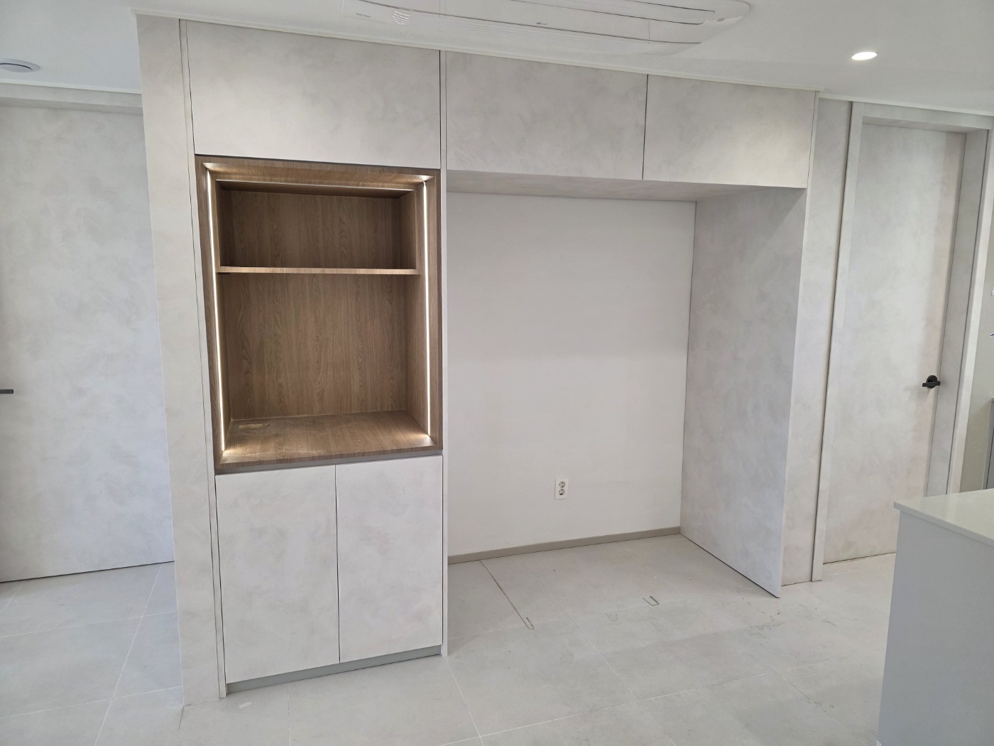 /user/d/daehanfurniture/editor/2504/024f611118dcc4a329c24808e83f161d_1743939797_8322.jpg 이미지크게보기