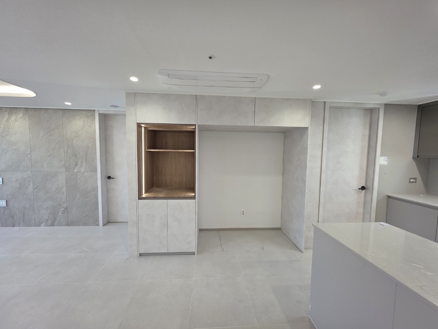 /user/d/daehanfurniture/editor/2504/024f611118dcc4a329c24808e83f161d_1743939799_824.jpg 이미지크게보기